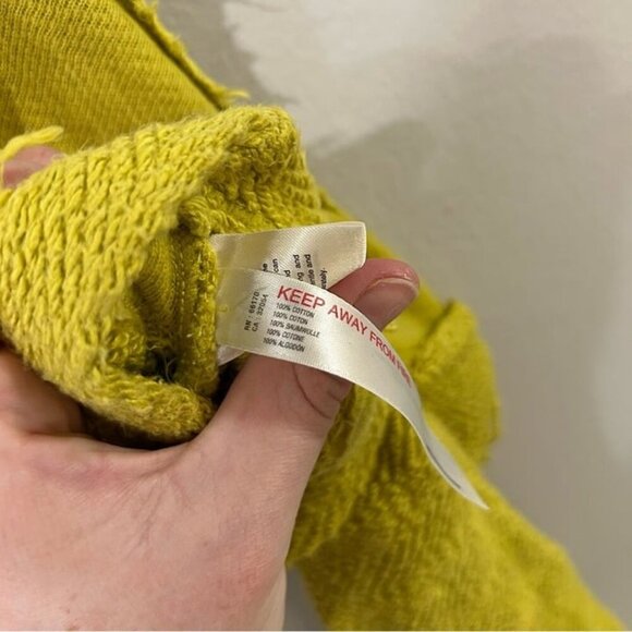 Free People Beach Kylie Crop Pullover Vibrant Yellow Knit Top Sweater Medium - Picture 5 of 7